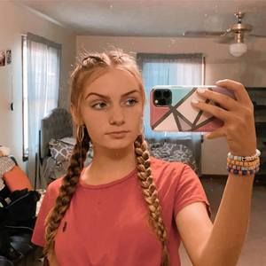 Meet your Posher, Kaylee